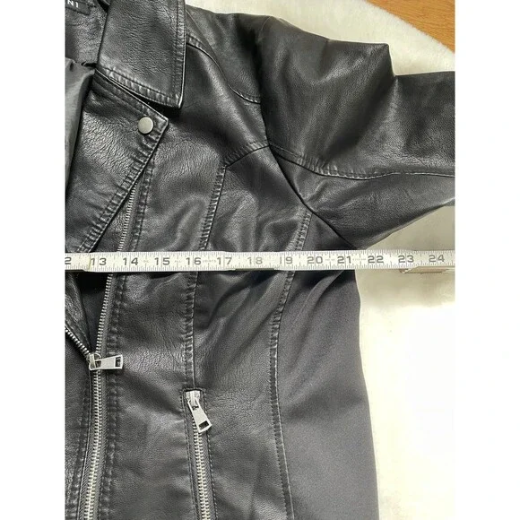 Baccini Sz XL Plus Black Moto Jacket Faux Leather Studded Punk Biker Grunge Rock - Picture 14 of 15